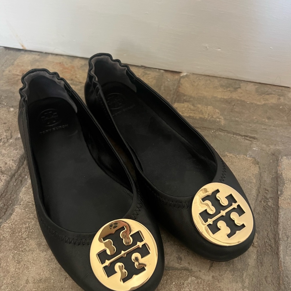 Tory Burch Black and Gold Flats